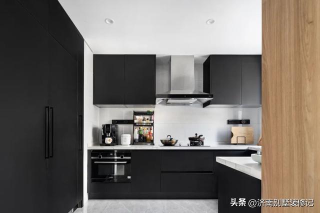 334㎡现代住宅，藏在极简风里的纯粹感-5.jpg