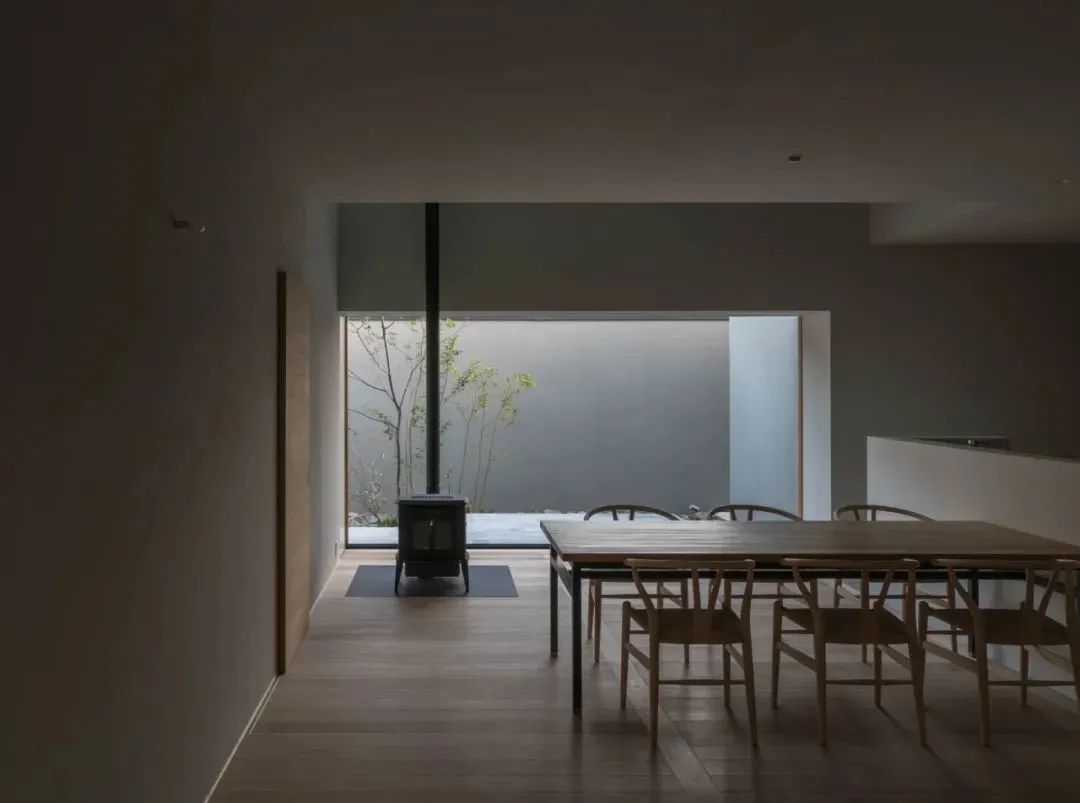 w2.jpg