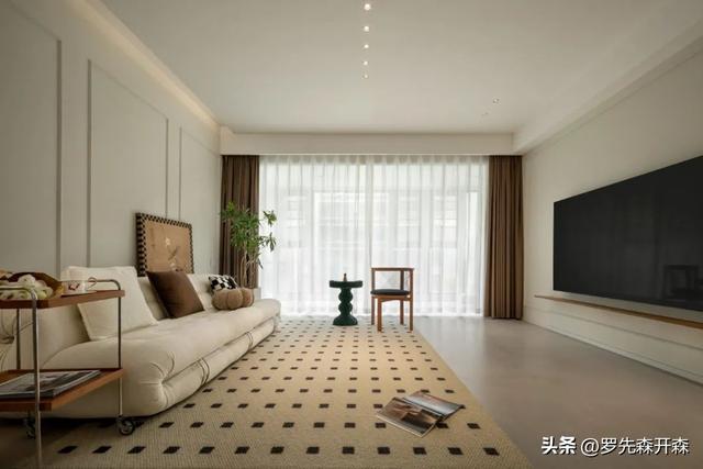 140㎡温柔轻法式，满足你对浪漫的所有幻想-3.jpg