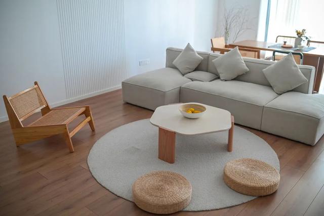 110㎡极简风，全屋柜体暗门设计干净利落-5.jpg