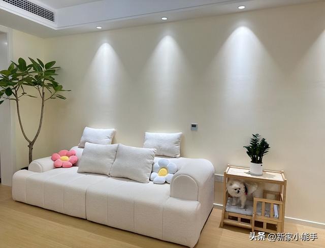 看她家“穷”装修的奶油风新房，全屋花了18.5万，效果温馨又舒适-5.jpg
