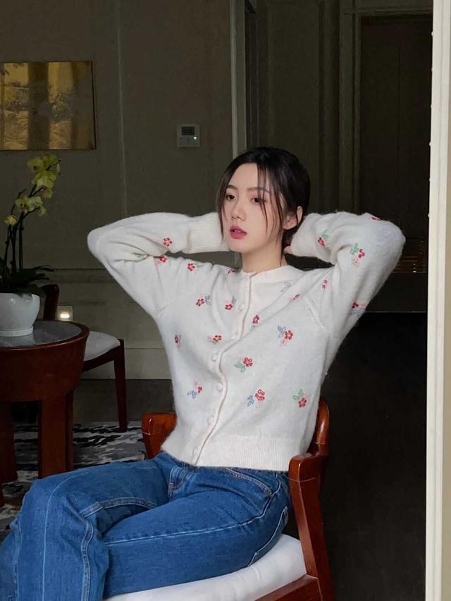 深冬室内穿搭，一定要试一下“轻法式”，甜糯优雅又有少女感-2.jpg