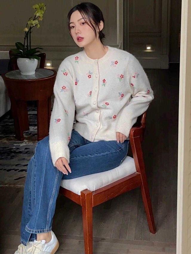 深冬室内穿搭，一定要试一下“轻法式”，甜糯优雅又有少女感-4.jpg