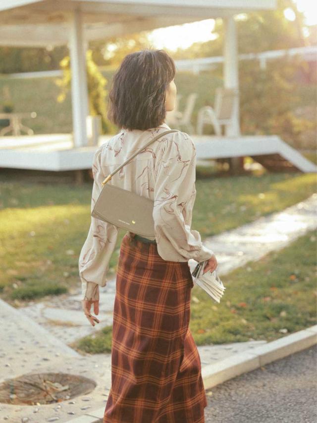 深冬室内穿搭，一定要试一下“轻法式”，甜糯优雅又有少女感-13.jpg