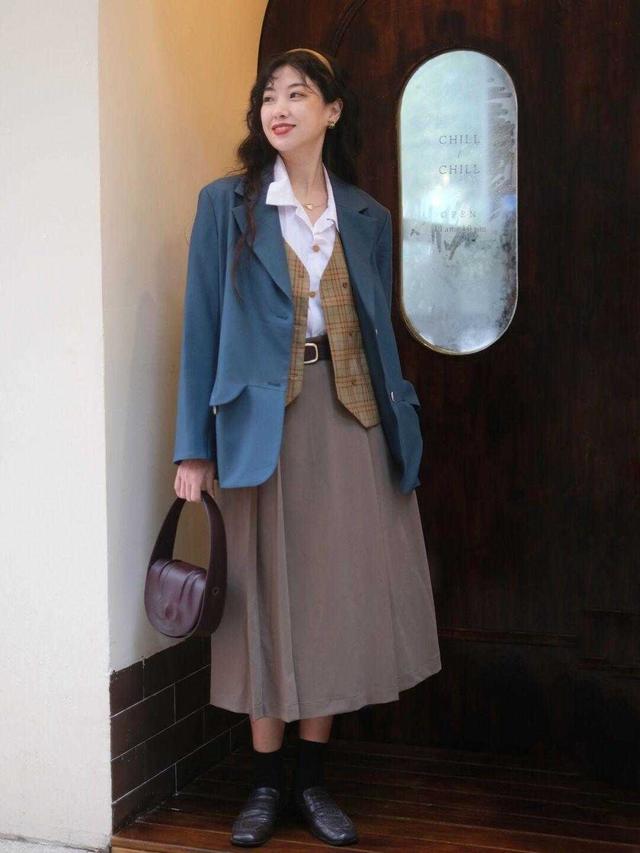 深冬室内穿搭，一定要试一下“轻法式”，甜糯优雅又有少女感-16.jpg