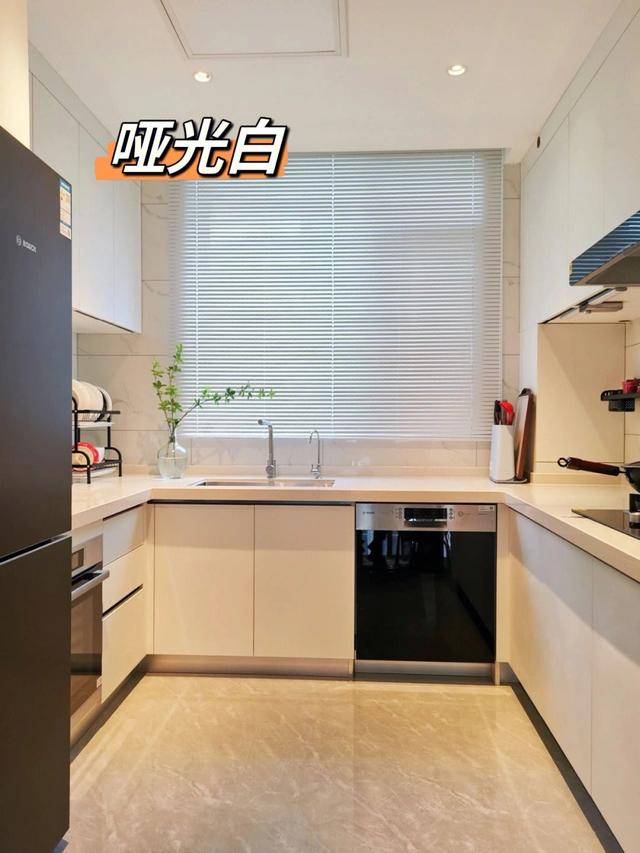 三十款极简风厨房案例-18.jpg