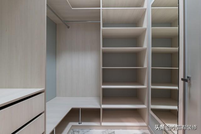 家里的衣柜是定制好，还是自己买板子请木工做好？今天终于明白了-3.jpg