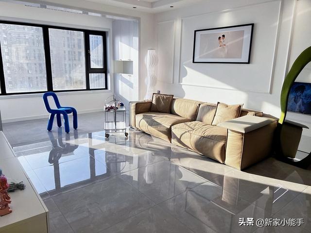 小两口开心乔迁努力奋斗来的新房，全屋装修效果真心不错，很幸福-3.jpg