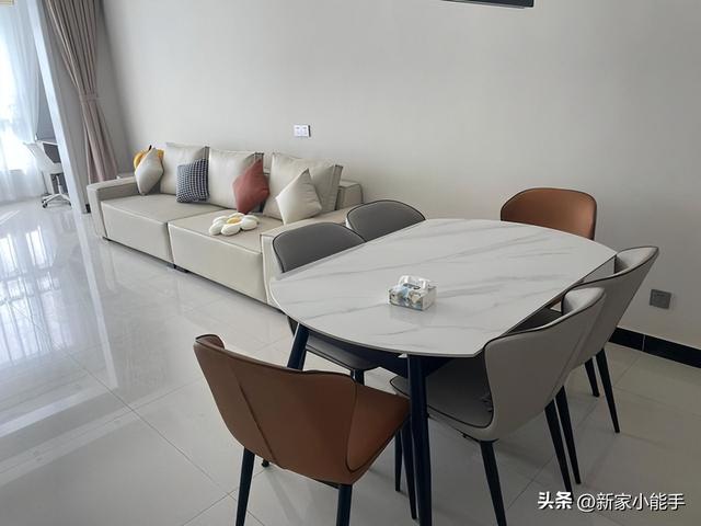 耗时四个月装修完工，全屋极简风很好看，打扫干净给大家分享一下-2.jpg