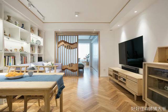 小户型这样做衣柜，满足全屋收纳+空间显大？-2.jpg