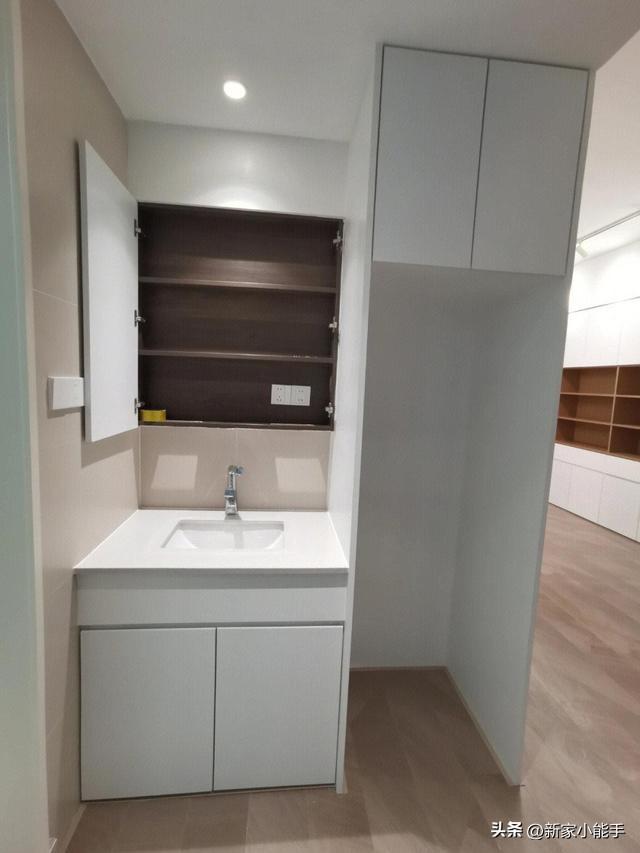 新房硬装结束，全屋简单实用，全屋定制的柜子非常满意，分享一下-7.jpg