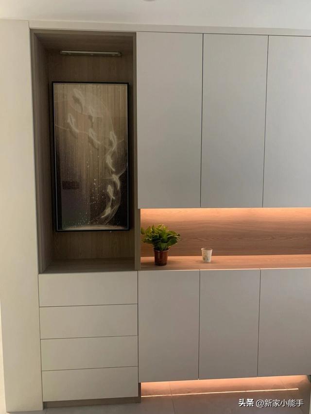 新房装修完工啦，打扫干净最满意全屋定制的柜子，给大家分享一下-1.jpg