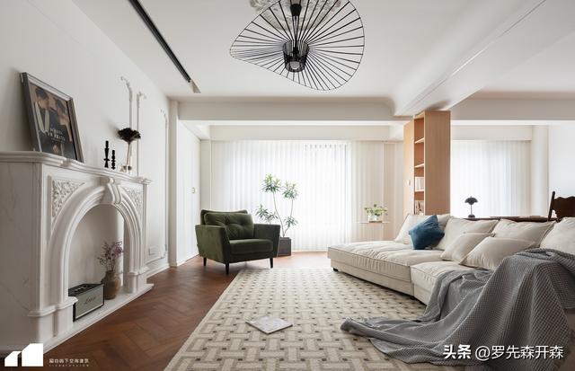 钢琴老师理想中的轻法式，处处都是小心机-1.jpg