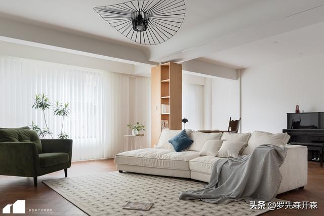 钢琴老师理想中的轻法式，处处都是小心机-10.jpg