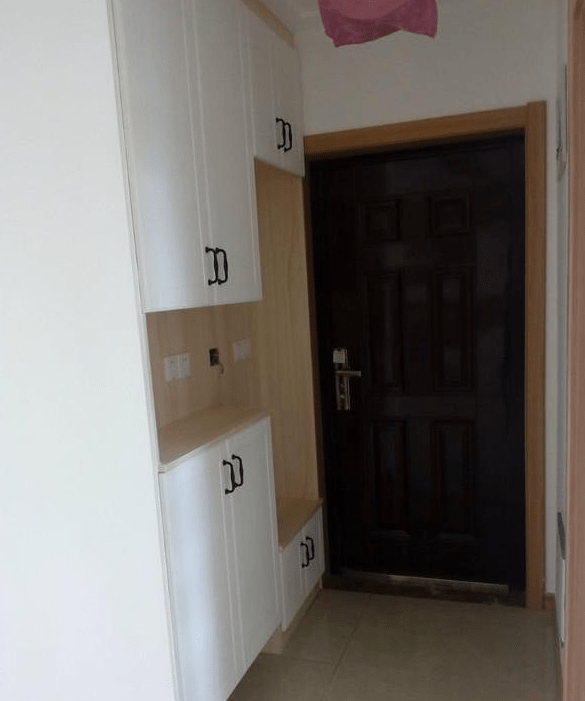不顾全家人反对，花3万定制全屋橱柜，看到效果都说花得值-1.jpg