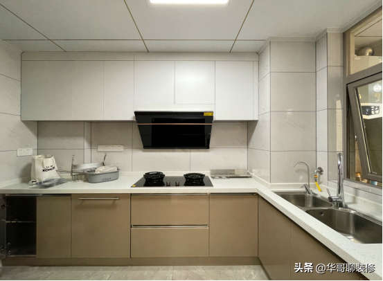 150m²新房装修，感受淡雅从容、蕴藉隽永的经典新中式-6.jpg
