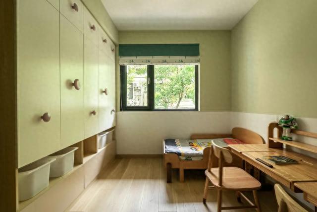 上海夫妻的130㎡家走红，坚持全屋打满柜子，效果那叫一个大气-20.jpg