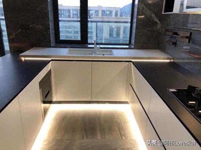 全屋定制柜子-4.jpg