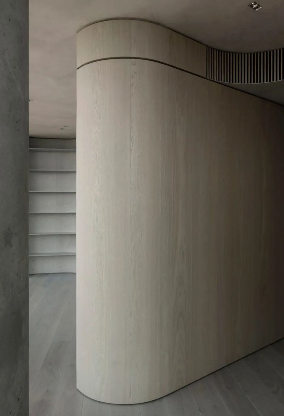 w2.jpg