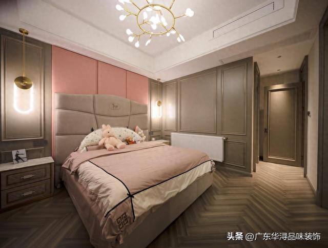 法式轻奢房子装修，浪漫梦幻，楼梯设计太好看啦！-7.jpg