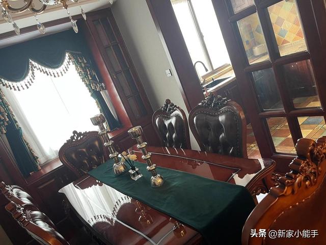 忍不住分享她家豪华美式风格，显得太有档次了，看着都让人羡慕啊-2.jpg