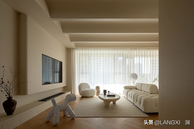 首发｜141㎡极简奶油风，恰到好处的温柔-2.jpg