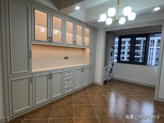 新房全屋打扫干净，装修美式风格，还没布置家具家电看起来很喜欢-1.jpg