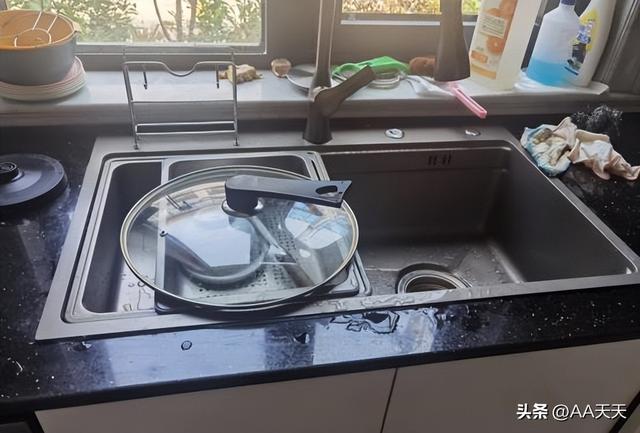 参观完这7个装修翻车现场，我发现：无数中国家庭正在过度装修-8.jpg