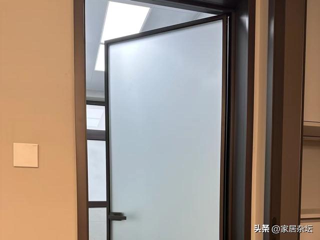 20多万装修的家，还没入住就被“丑哭了”，原因出在7个方面-10.jpg