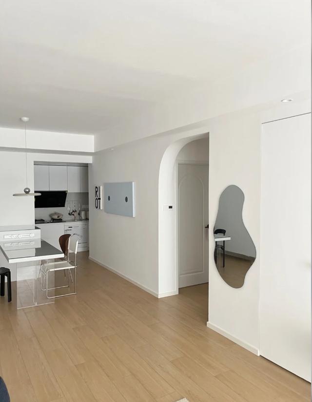 85m²通铺木纹砖，两室奶油风极简-5.jpg