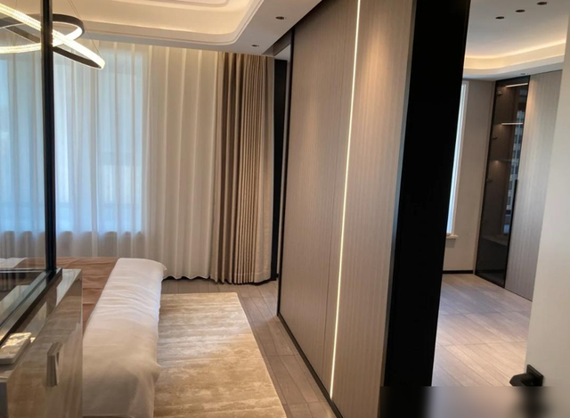 发现一对90后夫妇家的装修，那叫一个高级，给我60万也得这样装-10.jpg