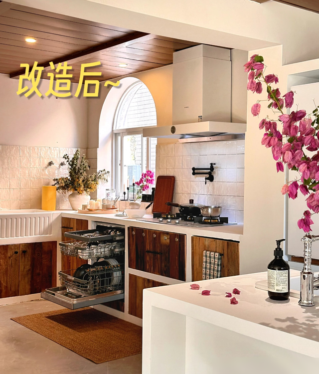 网友晒出自家厨房：“砖砌橱柜”太爽了，全屋定制根本比不上！-3.jpg