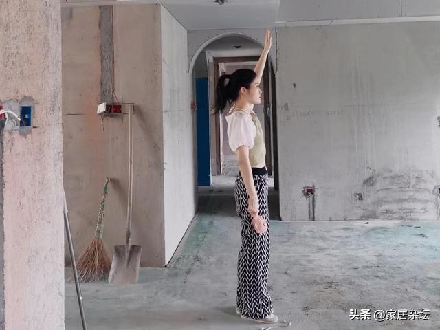 越来越多人不装吊顶了，学学现在流行的3种装修设计，省钱还高级-8.jpg