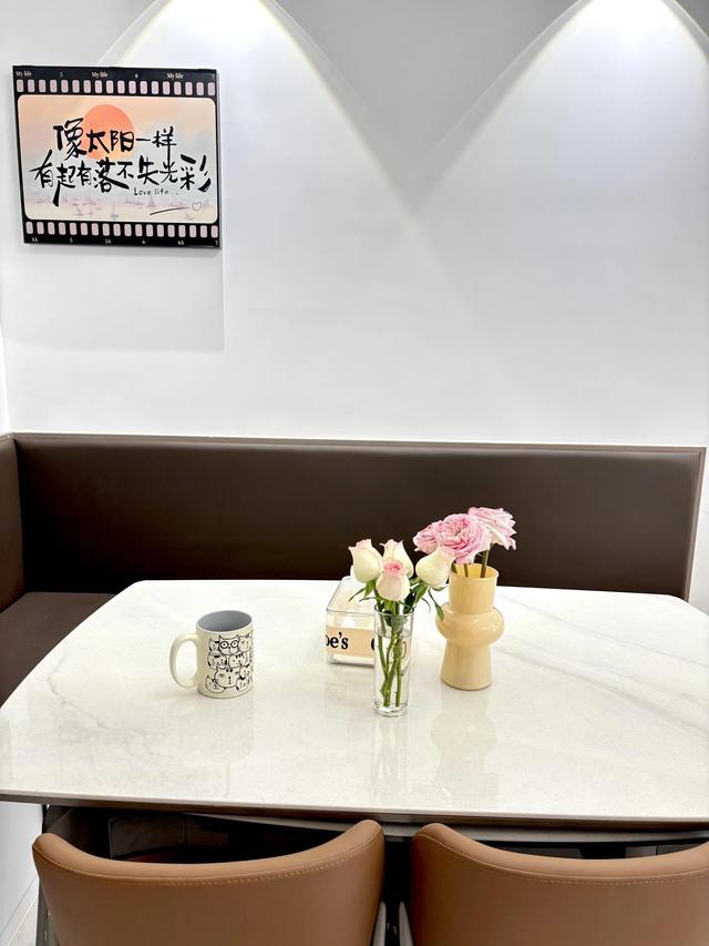 妈妈说难怪你不喜欢出门，原来家里温馨又舒适-现代简约风装修-5.jpg